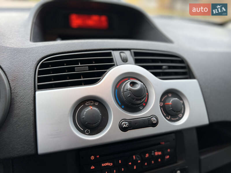 Минивэн Renault Kangoo 2011 в Ровно