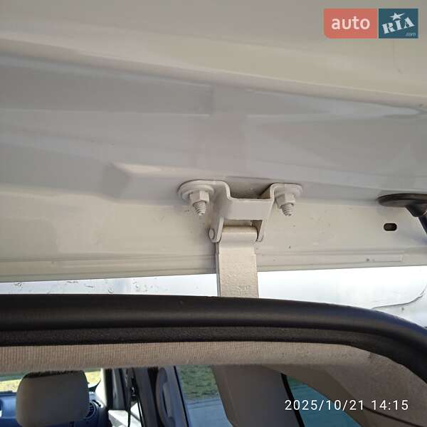 Мінівен Renault Kangoo 2012 в Новояворівську