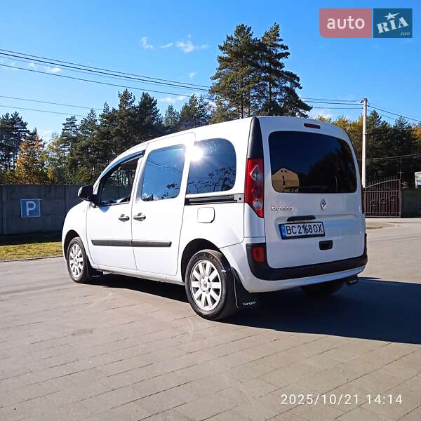 Мінівен Renault Kangoo 2012 в Новояворівську