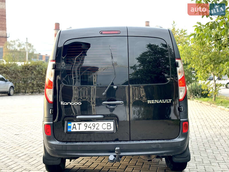 Грузовой фургон Renault Kangoo 2014 в Черновцах