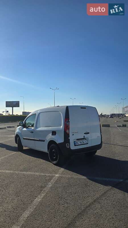 Вантажопасажирський фургон Renault Kangoo 2011 в Львові