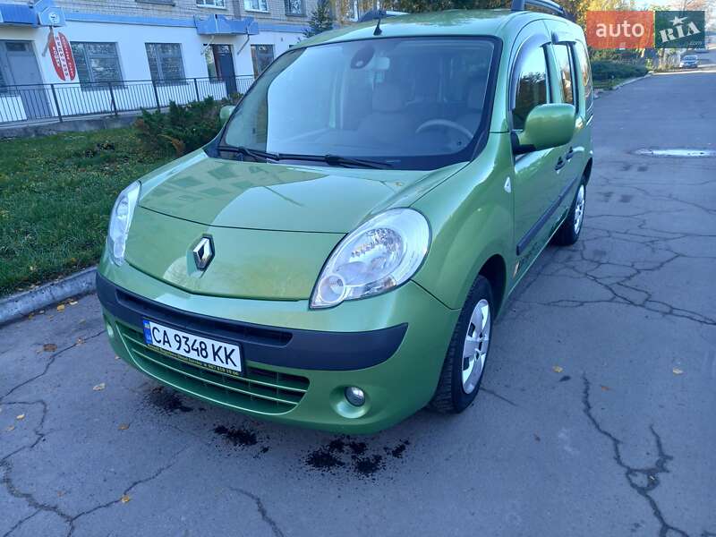 Минивэн Renault Kangoo 2008 в Ватутино фото 7 Минивэн Renault Kangoo 2008 в Ватутино