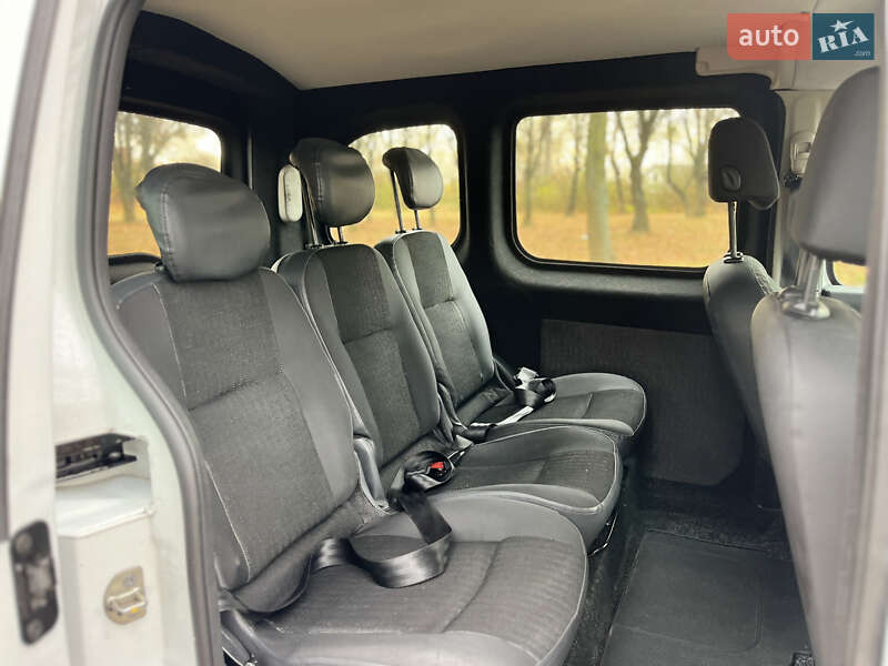 Минивэн Renault Kangoo 2011 в Владимире