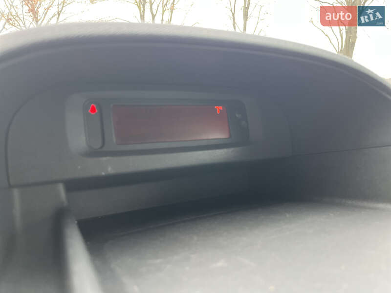 Минивэн Renault Kangoo 2011 в Владимире