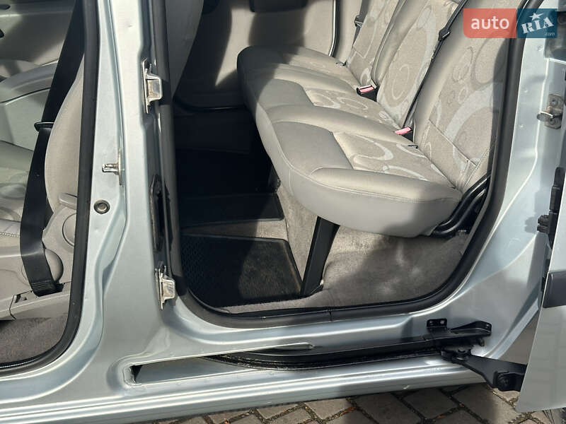 Минивэн Renault Kangoo 2008 в Ивано-Франковске