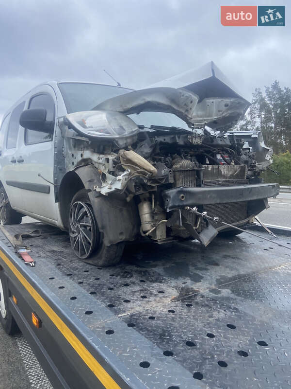 Вантажопасажирський фургон Renault Kangoo 2017 в Києві