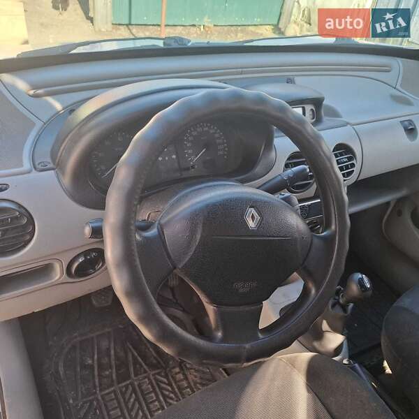 Грузовой фургон Renault Kangoo 2001 в Ахтырке фото 4 Грузовой фургон Renault Kangoo 2001 в Ахтырке