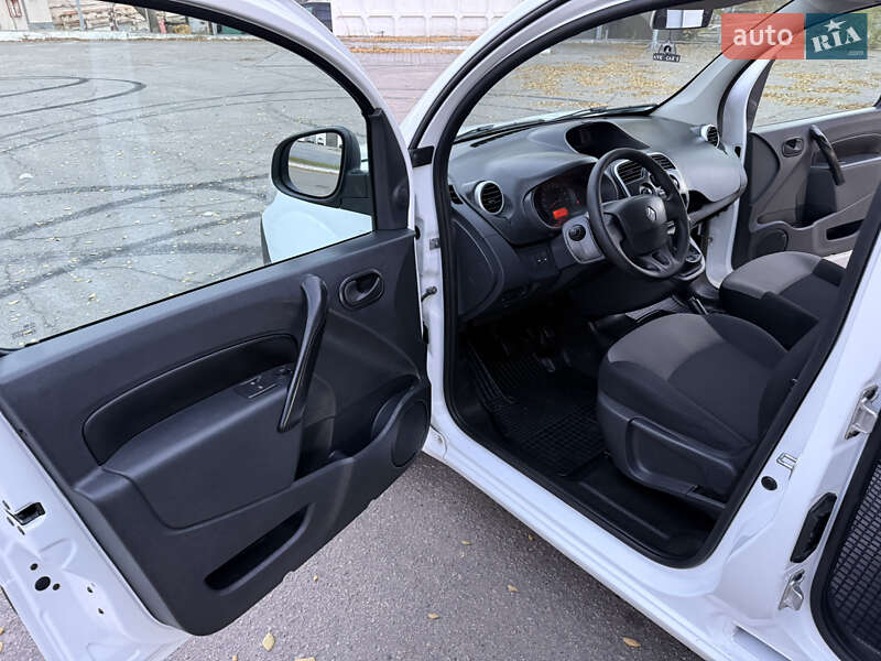Минивэн Renault Kangoo 2019 в Днепре фото 60 Минивэн Renault Kangoo 2019 в Днепре