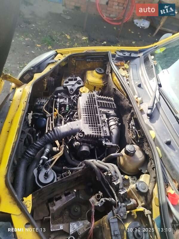 Минивэн Renault Kangoo 2004 в Хороле