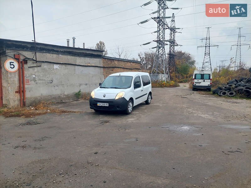 Мінівен Renault Kangoo 2008 в Києві фото 3 Мінівен Renault Kangoo 2008 в Києві