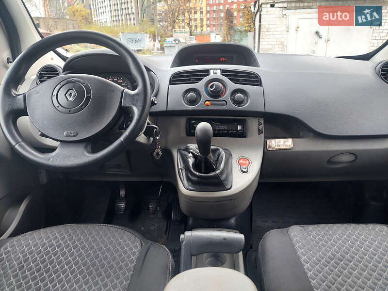 Мінівен Renault Kangoo 2008 в Києві фото 7 Мінівен Renault Kangoo 2008 в Києві
