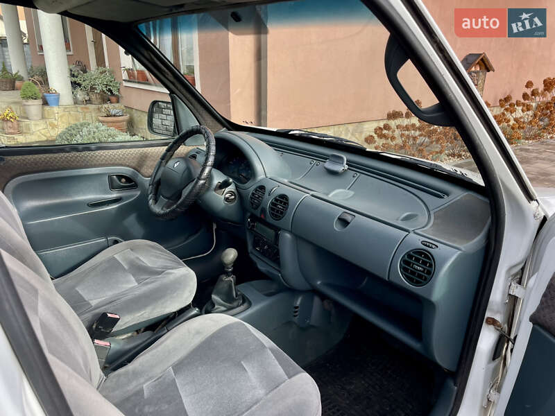 Мінівен Renault Kangoo 2000 в Рівному