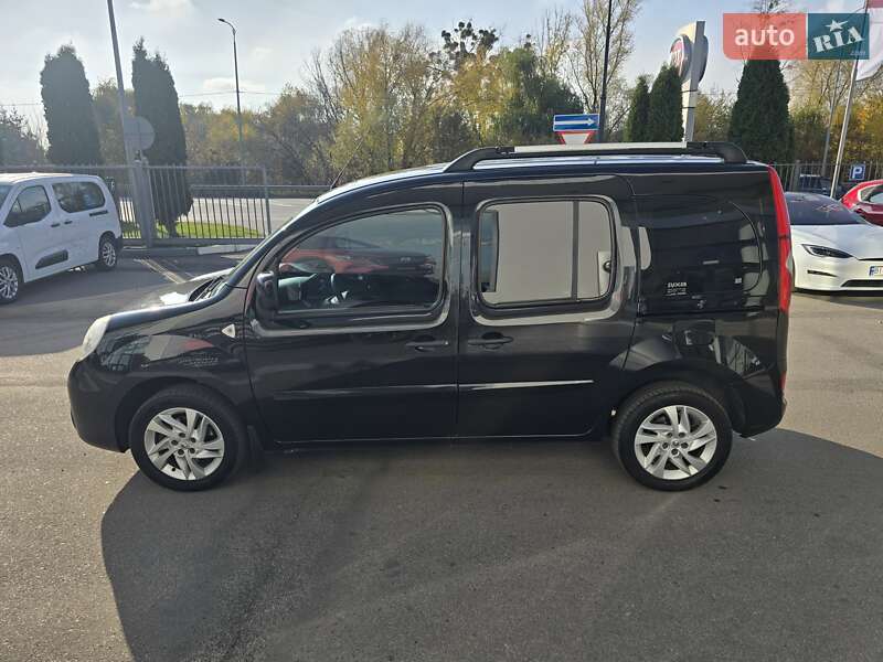 Минивэн Renault Kangoo 2009 в Полтаве