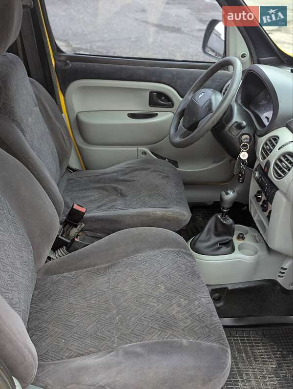Минивэн Renault Kangoo 2003 в Калуше