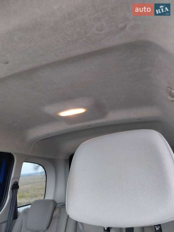 Минивэн Renault Kangoo 2010 в Барышевке