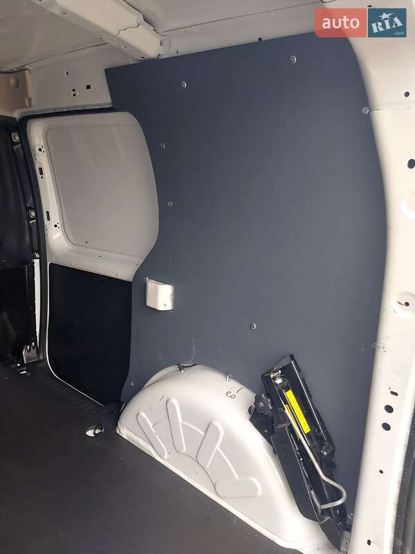 Грузовой фургон Renault Kangoo 2020 в Млинове фото 21 Грузовой фургон Renault Kangoo 2020 в Млинове