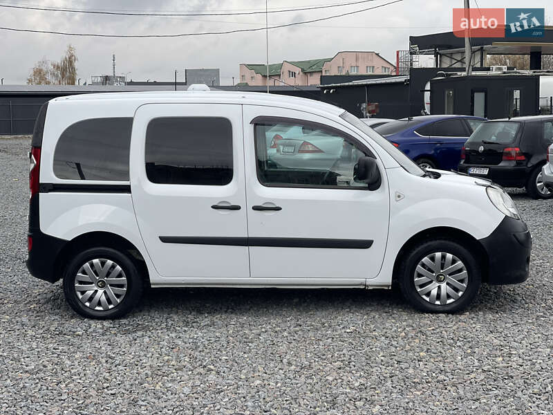 Минивэн Renault Kangoo 2009 в Черновцах