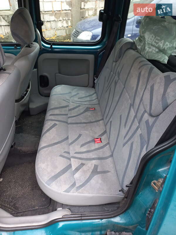 Минивэн Renault Kangoo 2002 в Киеве