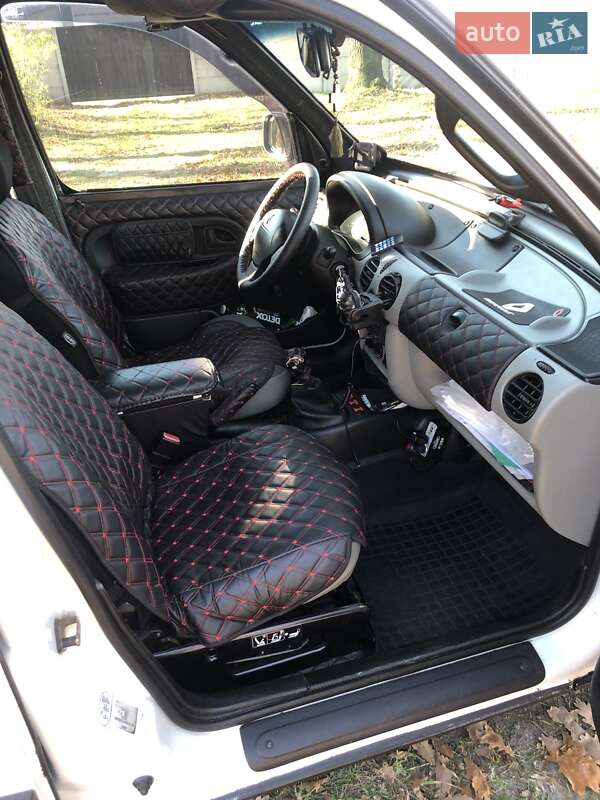 Мінівен Renault Kangoo 2002 в Києві фото 7 Мінівен Renault Kangoo 2002 в Києві