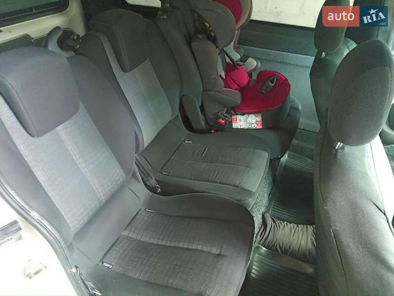 Мінівен Renault Kangoo 2007 в Тернополі фото 12 Мінівен Renault Kangoo 2007 в Тернополі