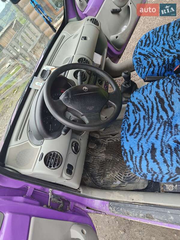 Минивэн Renault Kangoo 2003 в Путиле фото 13 Минивэн Renault Kangoo 2003 в Путиле