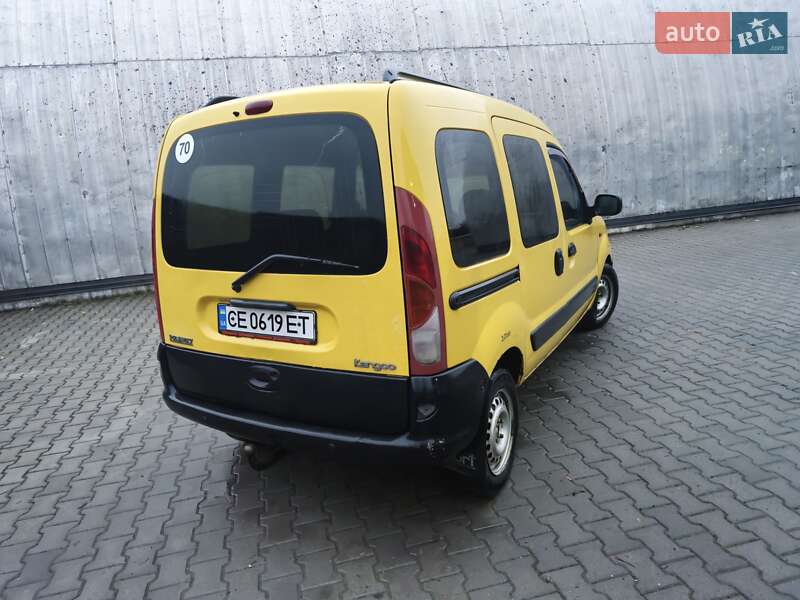Минивэн Renault Kangoo 2002 в Косове