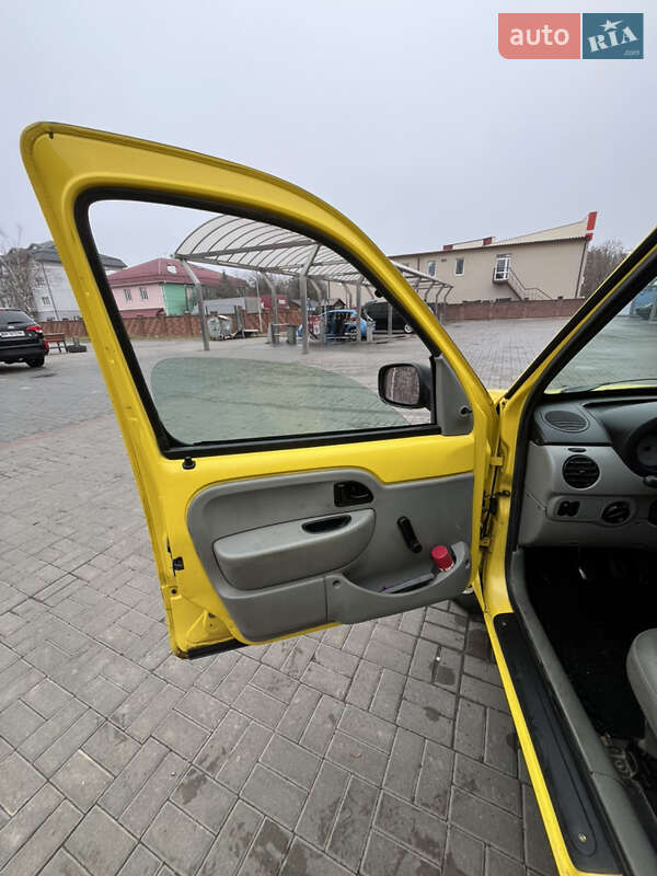 Другие грузовики Renault Kangoo 2004 в Ровно фото 8 Другие грузовики Renault Kangoo 2004 в Ровно