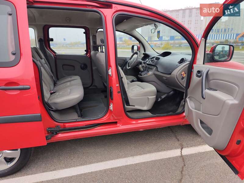 Мінівен Renault Kangoo 2010 в Києві