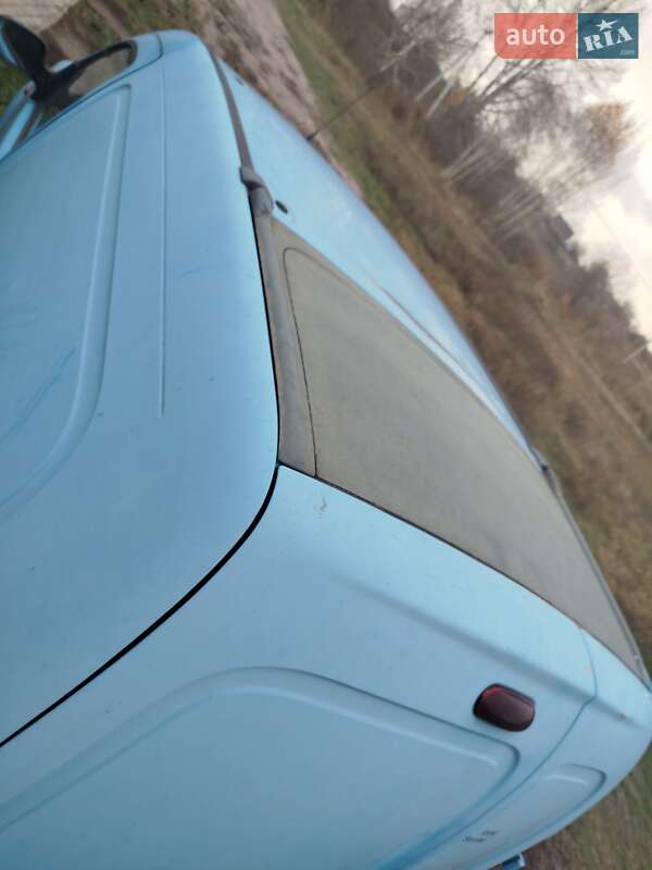 Вантажний фургон Renault Kangoo 2004 в Бучі