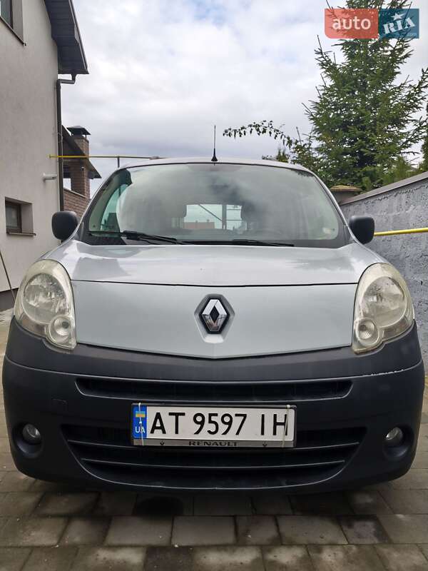 Минивэн Renault Kangoo 2009 в Ивано-Франковске