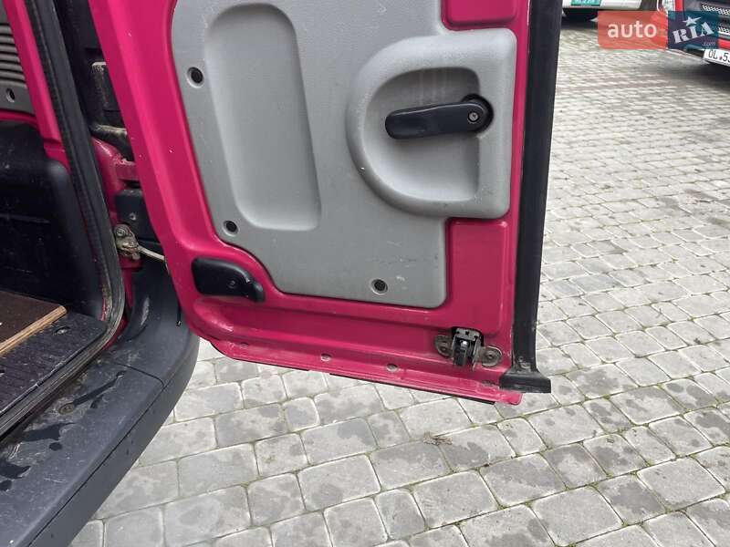 Грузовой фургон Renault Kangoo 2004 в Залещиках