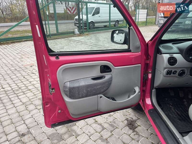 Грузовой фургон Renault Kangoo 2004 в Залещиках