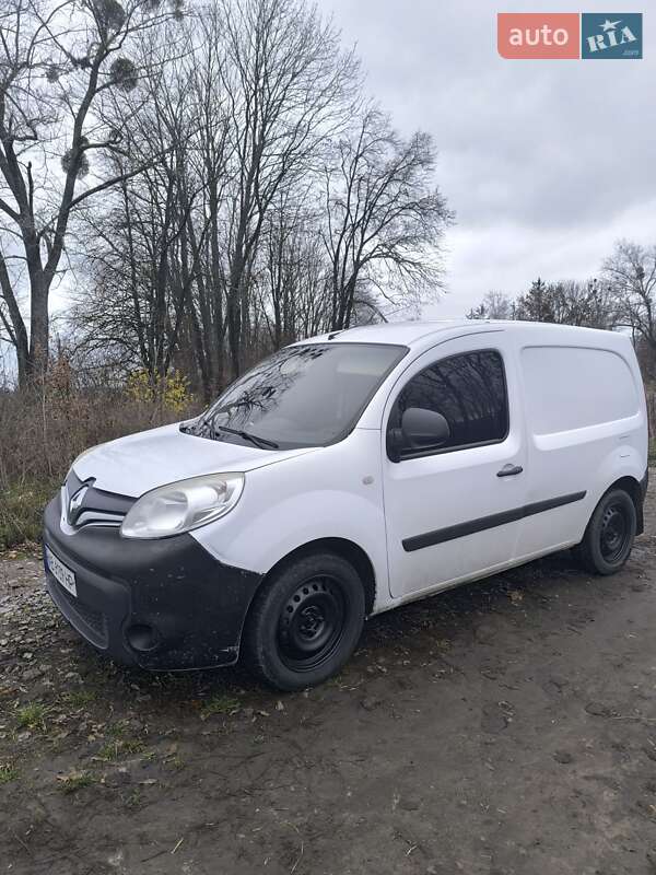 Вантажопасажирський фургон Renault Kangoo 2014 в Липовці фото Вантажопасажирський фургон Renault Kangoo 2014 в Липовці