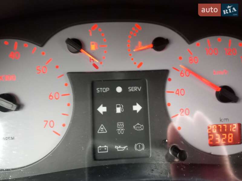 Минивэн Renault Kangoo 2002 в Городке фото 67 Минивэн Renault Kangoo 2002 в Городке