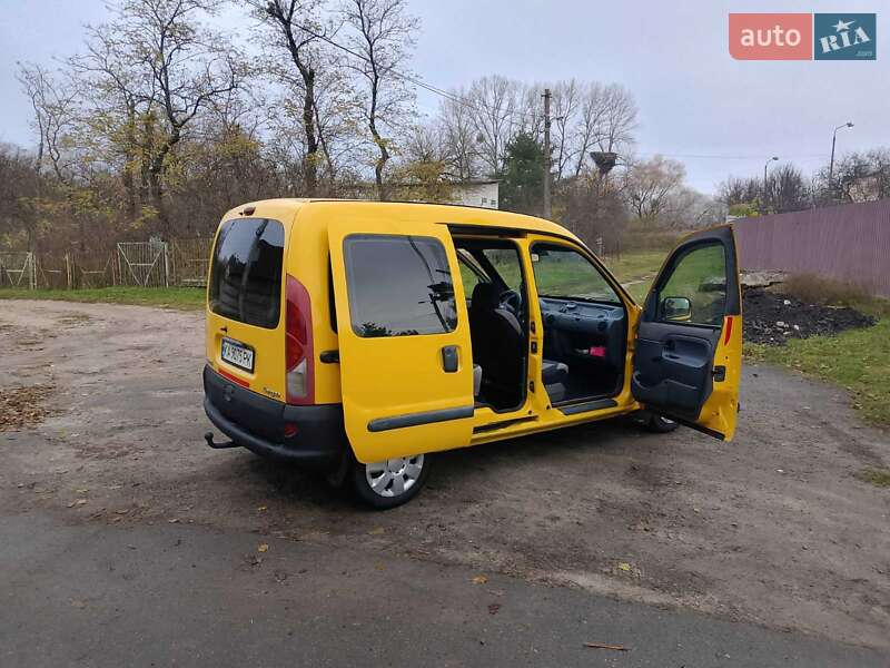 Мінівен Renault Kangoo 2001 в Києві