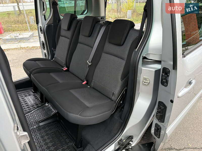 Мінівен Renault Kangoo 2016 в Дніпрі