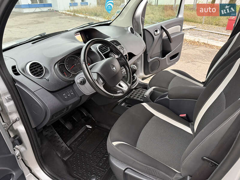 Мінівен Renault Kangoo 2016 в Дніпрі
