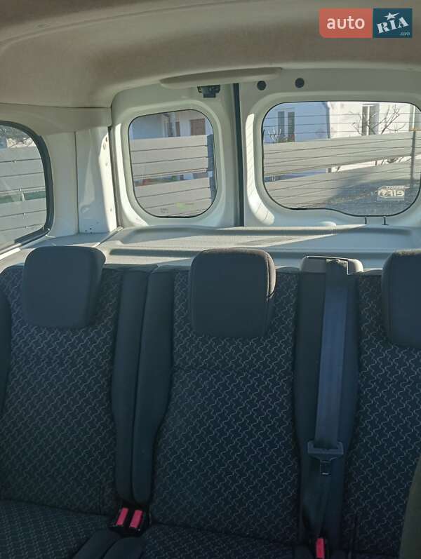 Мінівен Renault Kangoo 2009 в Нововолинську фото 12 Мінівен Renault Kangoo 2009 в Нововолинську