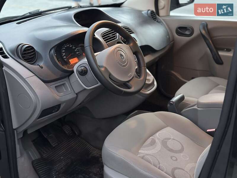 Мінівен Renault Kangoo 2010 в Вознесенську фото 4 Мінівен Renault Kangoo 2010 в Вознесенську