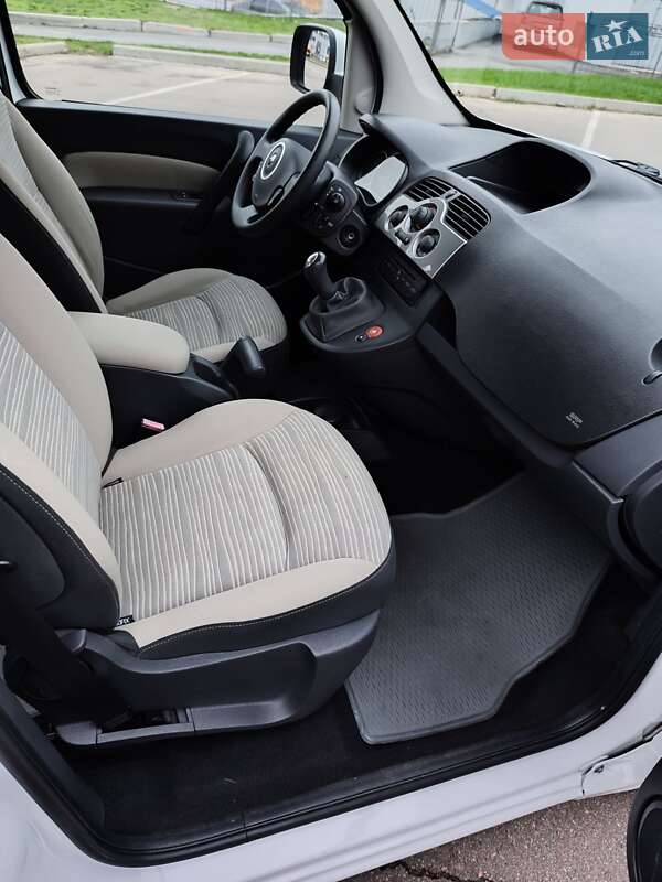 Мінівен Renault Kangoo 2011 в Києві фото 40 Мінівен Renault Kangoo 2011 в Києві