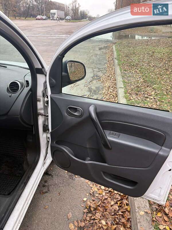 Вантажний фургон Renault Kangoo 2014 в Запоріжжі