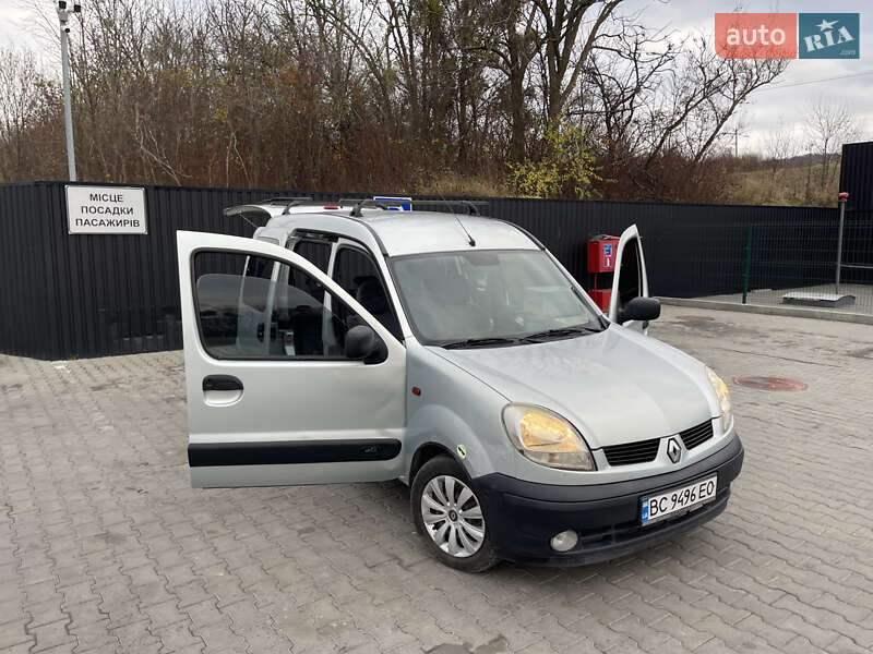 Мінівен Renault Kangoo 2004 в Буську