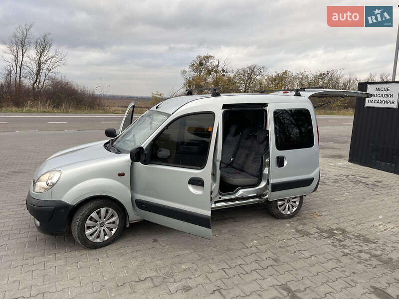 Мінівен Renault Kangoo 2004 в Буську