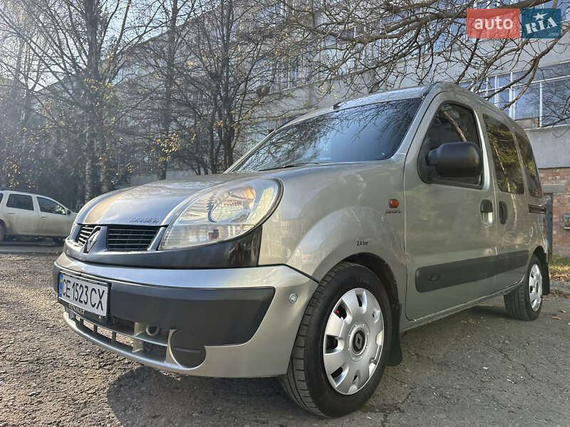 Мінівен Renault Kangoo 2004 в Чернівцях