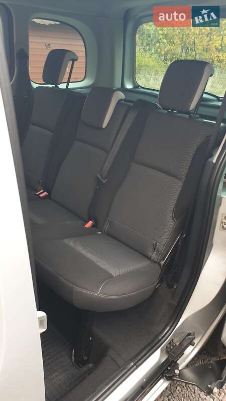 Минивэн Renault Kangoo 2014 в Ровно