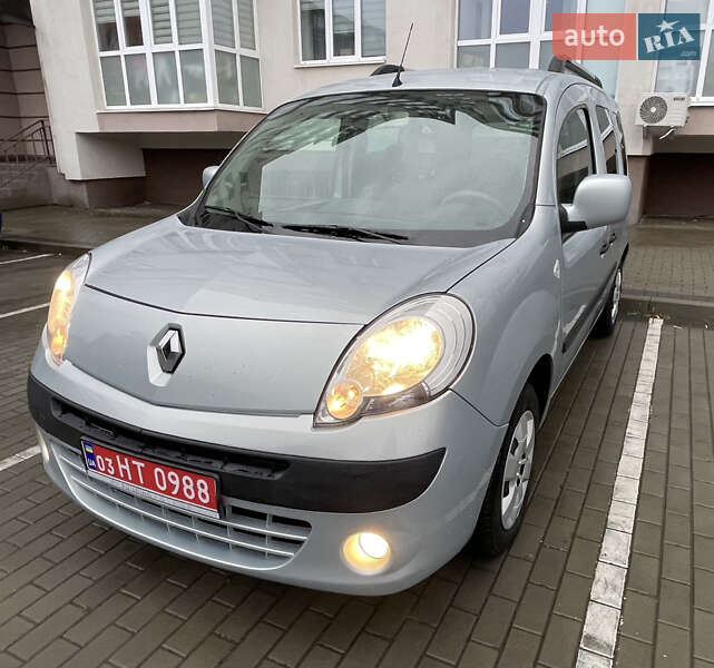 Минивэн Renault Kangoo 2010 в Луцке