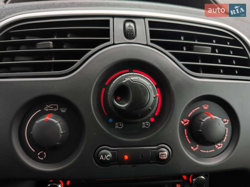 Минивэн Renault Kangoo 2018 в Новых Санжарах