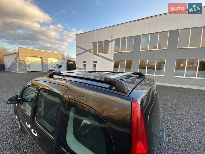 Вантажний фургон Renault Kangoo 2015 в Києві