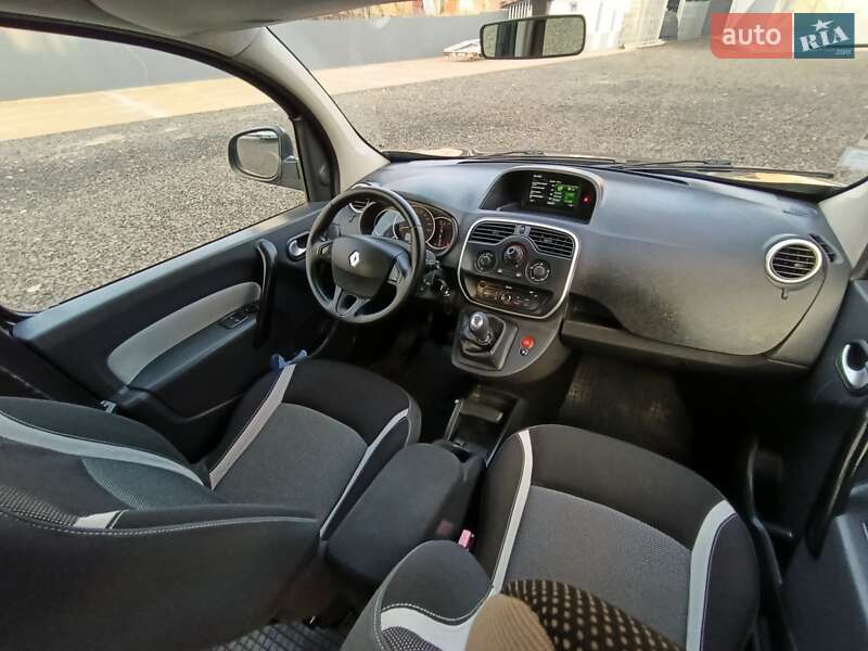 Вантажний фургон Renault Kangoo 2015 в Ковелі