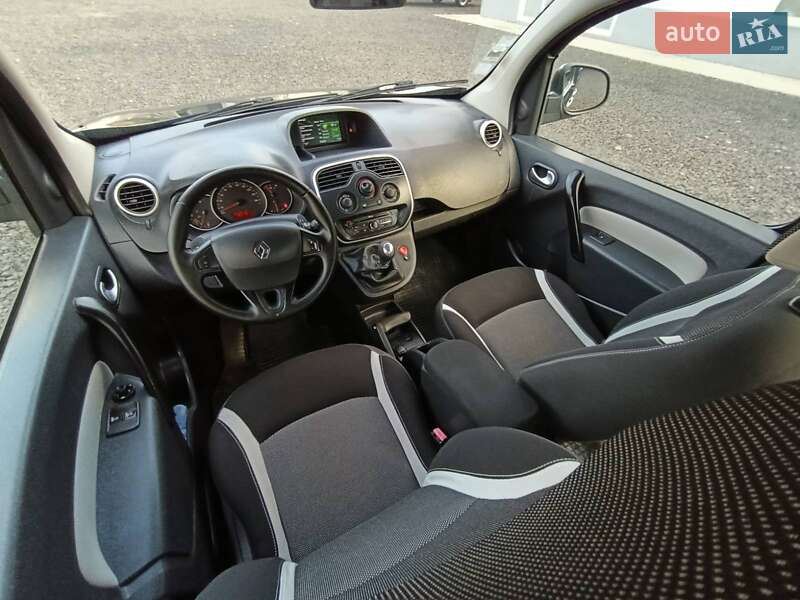 Вантажний фургон Renault Kangoo 2015 в Ковелі